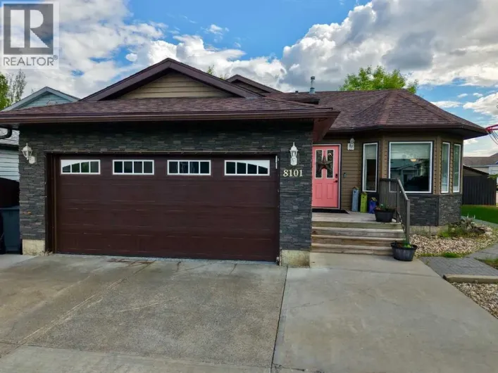 8101 103 Avenue, Peace River