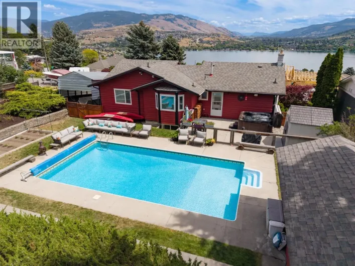 8106 Kalview Drive, Coldstream