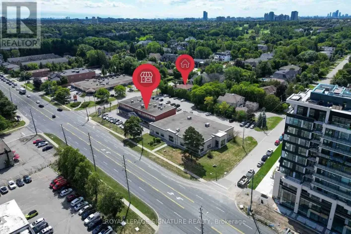 8108 YONGE STREET, Vaughan