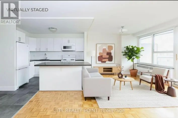 811 - 10 SHALLMAR BOULEVARD, Toronto