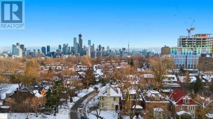 811 - 111 ST CLAIR AVENUE W, Toronto