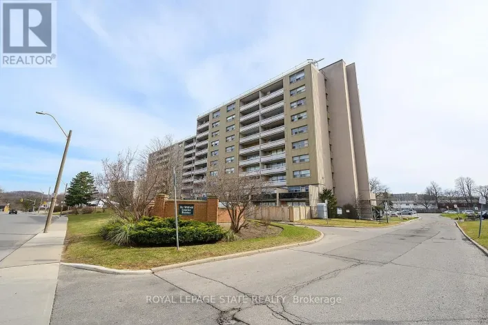 811 - 15 ALBRIGHT ROAD, Hamilton