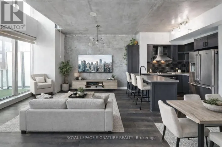 811 - 150 EAST LIBERTY STREET, Toronto