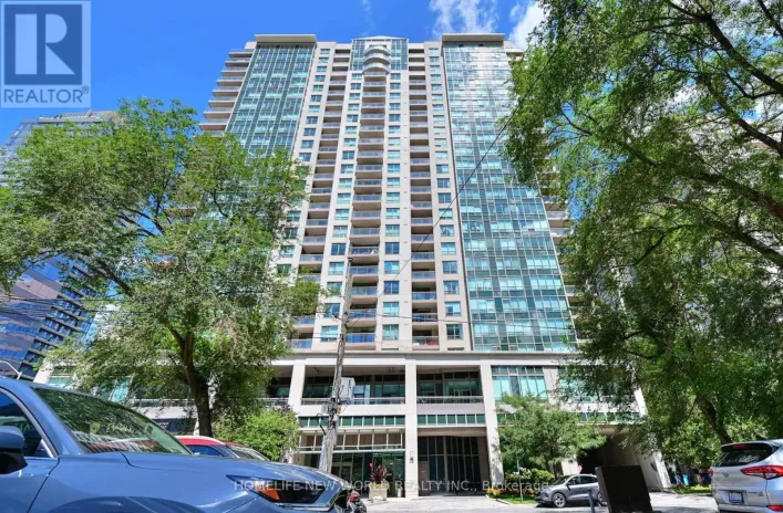 811 - 18 PARKVIEW AVENUE, Toronto