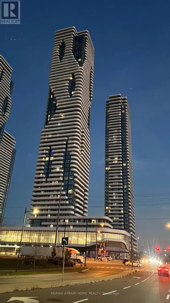 811 - 195 COMMERCE STREET, Vaughan