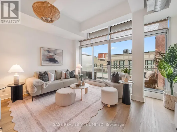 811 - 233 CARLAW AVENUE, Toronto