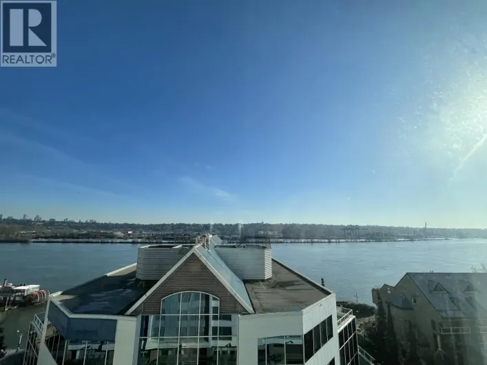 811 988 QUAYSIDE DRIVE, New Westminster