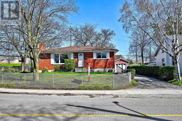 811 DOLPH STREET N, Cambridge