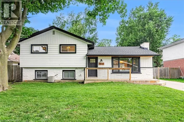 811 HUGHSON Street, Woodstock