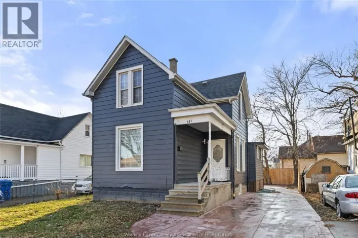 811 LANGLOIS AVENUE, Windsor