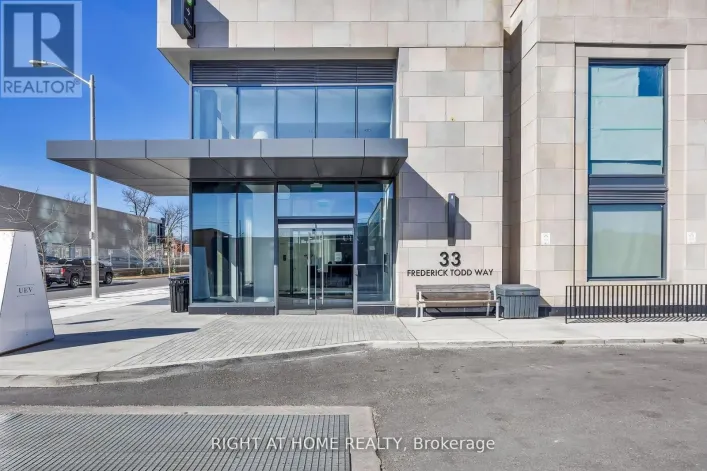812 - 33 FREDERICK TODD WAY, Toronto