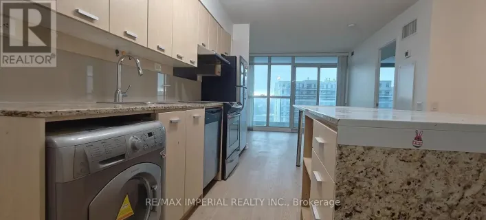 812 - 33 SINGER COURT, Toronto