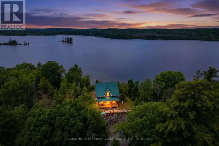 812 BUCK HOLLOW LANE, Leeds and the Thousand Islands