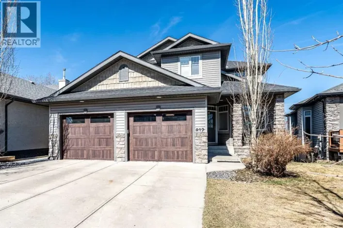 812 Coopers Drive SW, Airdrie