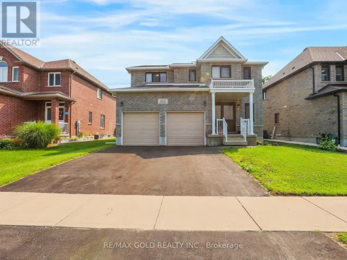 812 HALIFAX ROAD, Woodstock