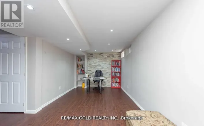 812 HERMAN WAY, Milton