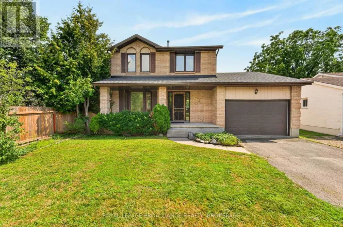812 LANCASTER DRIVE, Kingston