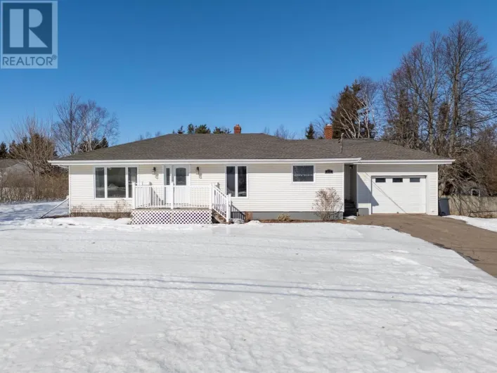 812 Main Street, Cornwall