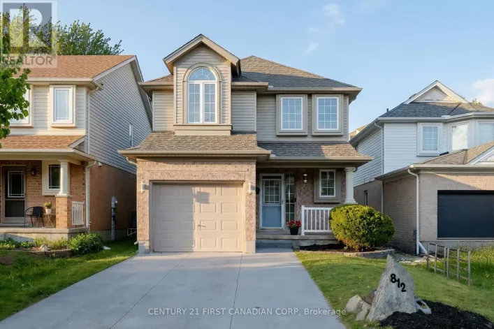 812 SANDCHERRY STREET, London North