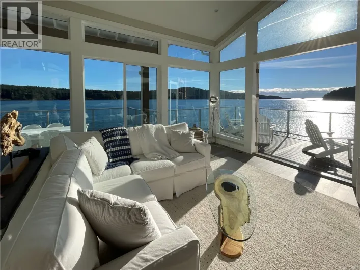 812 Sunset Pt, Sooke