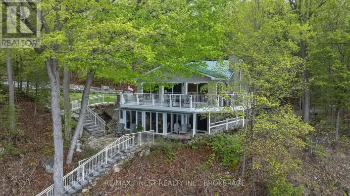 8126 PERTH ROAD, South Frontenac