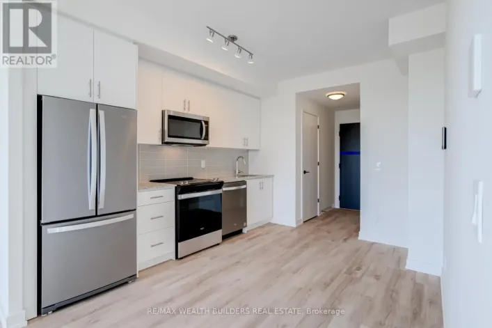 813 - 335 WHEAT BOOM DRIVE, Oakville