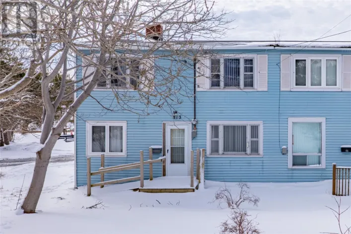 813 Topsail Road, Mount Pearl