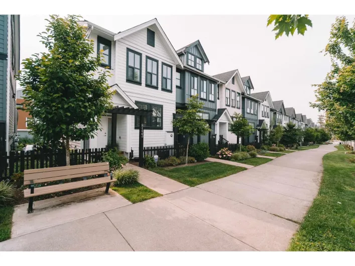 8133 202 STREET, Langley