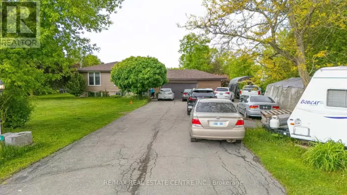 8136 HORNBY ROAD, Halton Hills