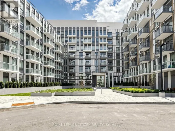 814 - 1005 DUNDAS STREET, Oakville