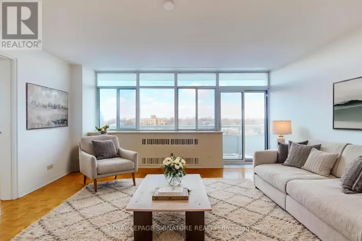 814 - 580 CHRISTIE STREET, Toronto