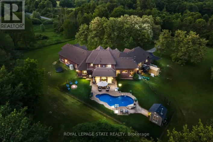 814 BINKLEY ROAD, Hamilton