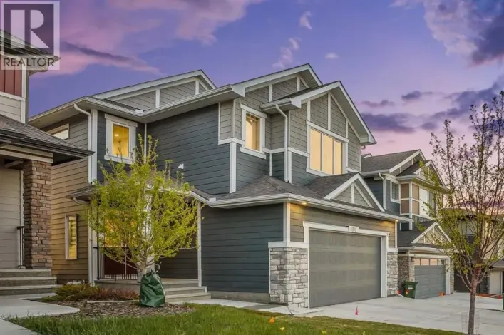 814 Bluerock Way SW, Calgary