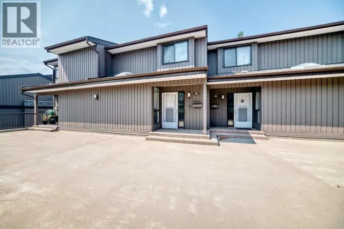 815, 3240 66 Avenue SW, Calgary