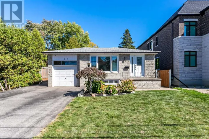 815 DOUGLAS AVENUE, Pickering