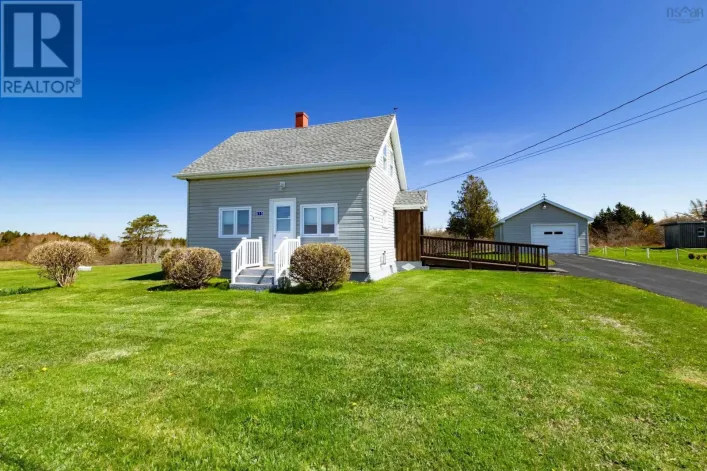 815 Saulnierville Rd, Saulnierville