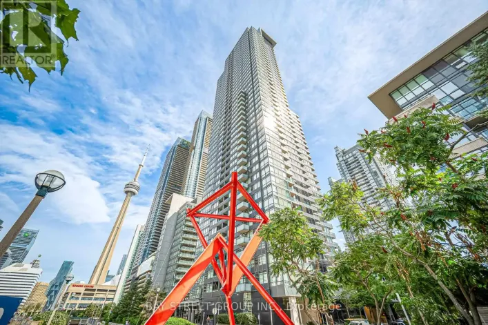 816 - 25 TELEGRAM MEWS, Toronto