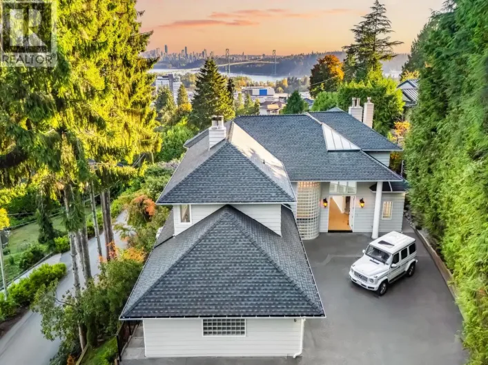 816 ANDERSON CRESCENT, West Vancouver