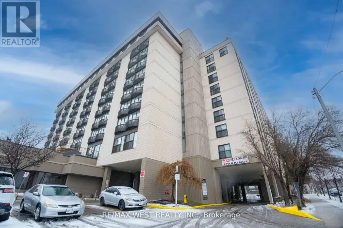 817 - 2737 KEELE STREET, Toronto