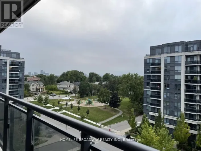 817 - 372 HIGHWAY 7 E, Richmond Hill