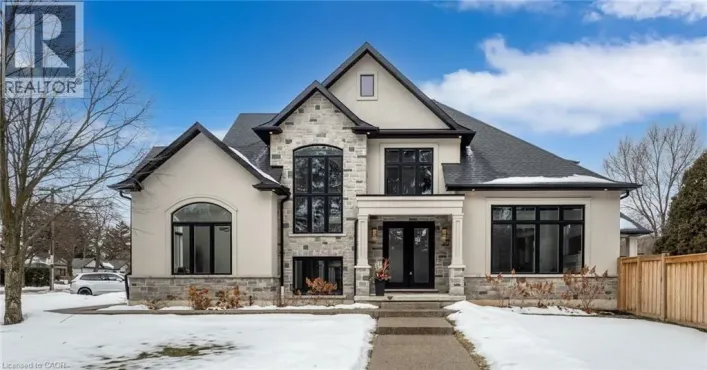 817 KING Road, Burlington