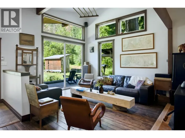 8173 PEMBERTON MEADOWS ROAD, Pemberton
