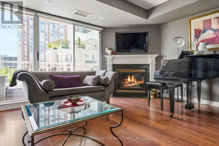 818 - 18 CONCORDE PLACE, Toronto