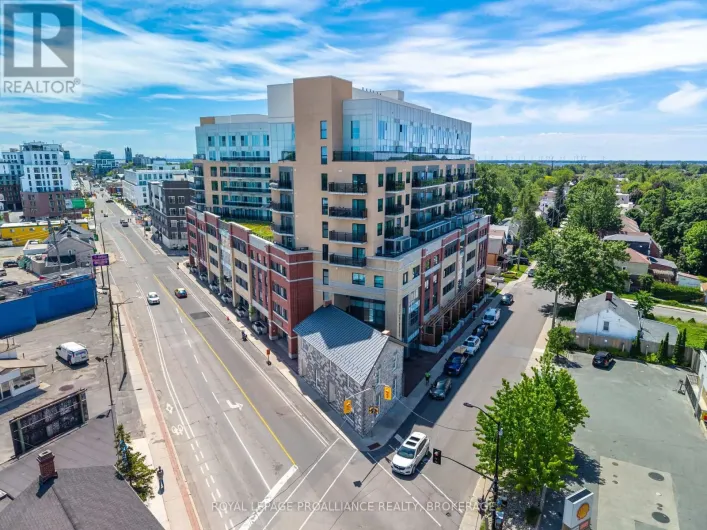 818 - 652 PRINCESS STREET, Kingston