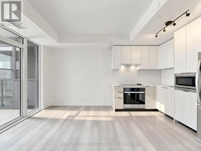 819 - 1007 THE QUEENSWAY, Toronto