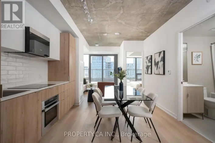 819 - 28 EASTERN AVENUE, Toronto