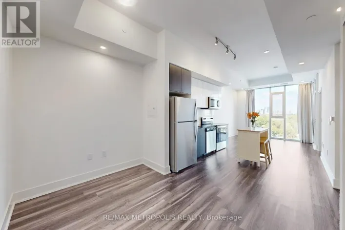 819 - 859 THE QUEENSWAY, Toronto