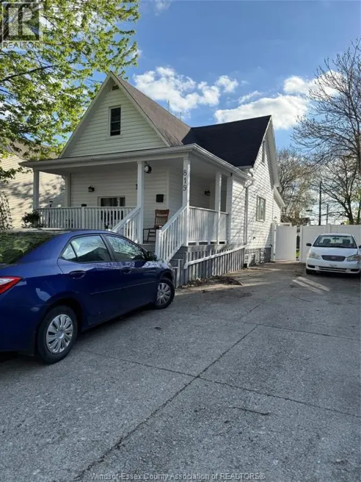 819 LANGLOIS AVENUE, Windsor