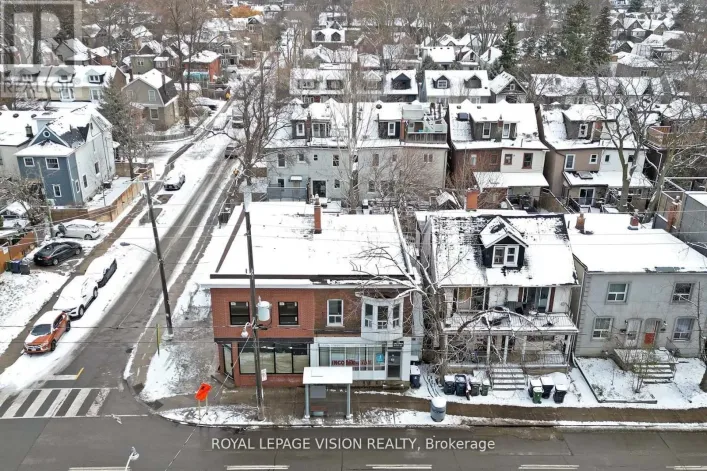 819 PAPE AVENUE, Toronto