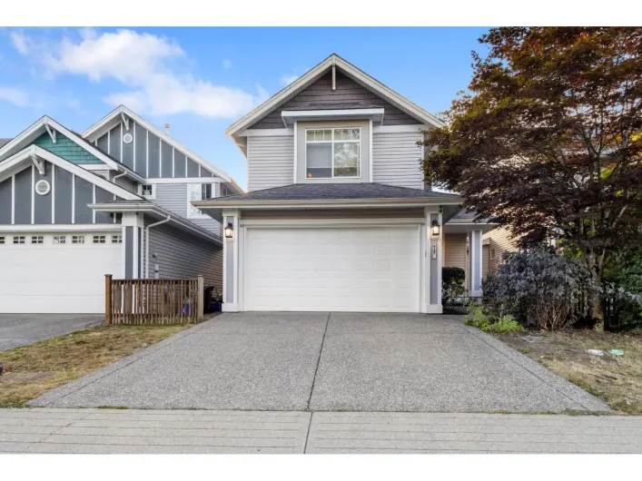 8197 212 STREET, Langley